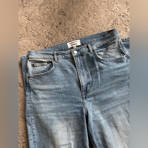 Reformation Jeans | Peyton High Rise Bootcut Jeans - Picture 3 of 3